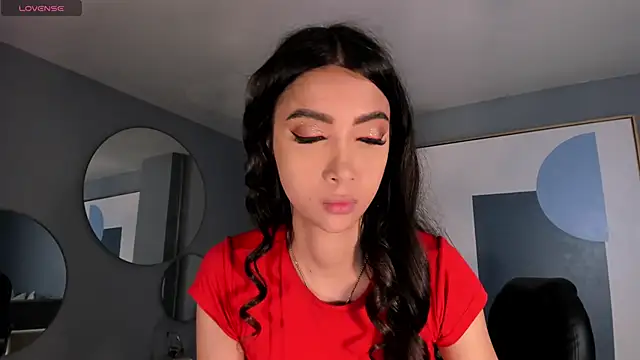 Snapshot of ValeriaVelvet chatting on May 14, 2026, 12:02 pm ValeriaVelvet online show from May 14, 2026, 12:02 pm