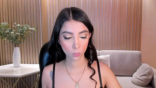 Snapshot of ValeriaVelvet chatting on July 3, 2026, 12:11 pm ValeriaVelvet online show from July 3, 2026, 12:11 pm