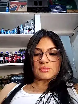 Snapshot of Linda_Lars chatting on November 7, 2025, 3:22 am Linda Lars online show from November 7, 2025, 3:22 am