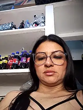 Snapshot of Linda_Lars chatting on November 8, 2025, 4:16 am Linda Lars online show from November 8, 2025, 4:16 am