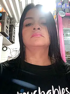 Snapshot of Linda_Lars chatting on October 11, 2025, 2:12 am Linda Lars online show from October 11, 2025, 2:12 am