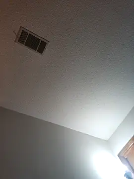 coolbrease10 online show from November 16, 2025, 6:51 am