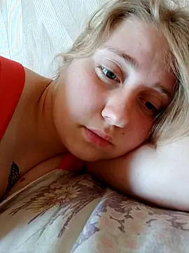 AnastasiaSky19 online show from May 7, 2026, 6:28 am