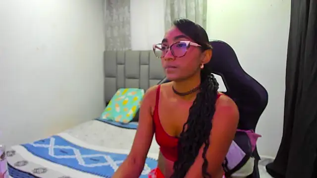 MurphyAngelina online show from June 7, 2026, 3:01 am