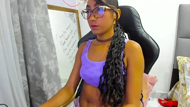 MurphyAngelina online show from June 20, 2026, 2:49 am