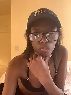 weeklyrush28 online show from March 18, 2026, 2:08 pm