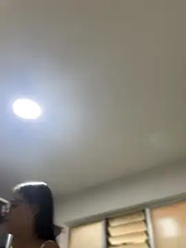 Snapshot of Arilw chatting on December 5, 2025, 11:20 am Arilw online show from December 5, 2025, 11:20 am