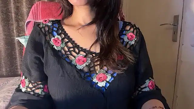 Snapshot of Cupid_of_Hearts chatting on March 27, 2026, 1:03 am Cupid of Hearts online show from March 27, 2026, 1:03 am