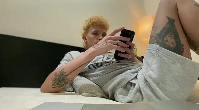 Snapshot of ccamilo-andress chatting on February 12, 2025, 11:09 pm ccamilo-andress online show from February 12, 2025, 11:09 pm