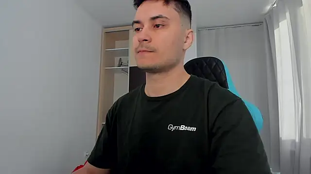 Snapshot of MatMalonne chatting on March 10, 2026, 5:33 am MatMalonne online show from March 10, 2026, 5:33 am