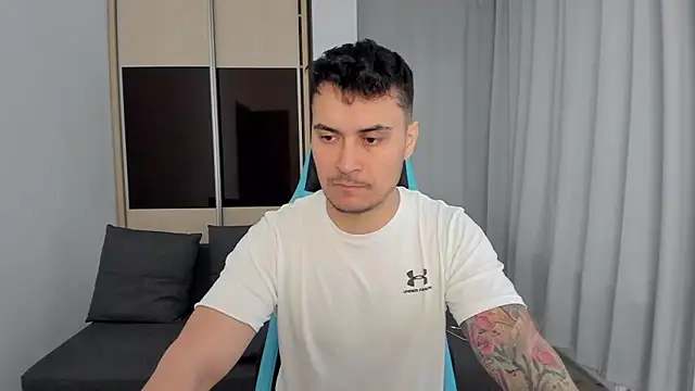 Snapshot of MatMalonne chatting on March 15, 2026, 7:26 am MatMalonne online show from March 15, 2026, 7:26 am