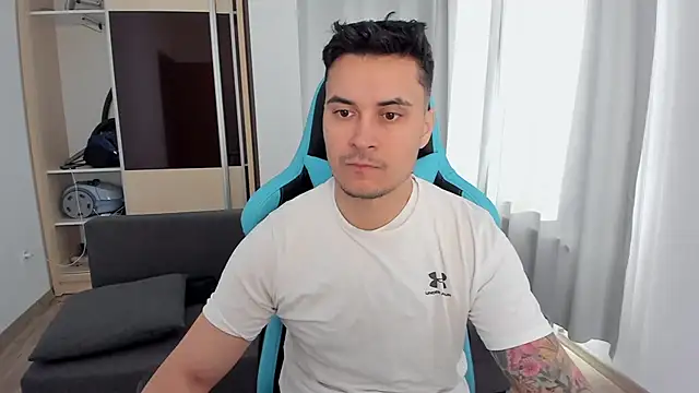 Snapshot of MatMalonne chatting on March 13, 2026, 6:51 am MatMalonne online show from March 13, 2026, 6:51 am