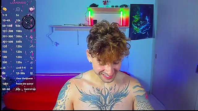 Snapshot of Ares_blue chatting on May 30, 2026, 2:34 pm Ares blue online show from May 30, 2026, 2:34 pm