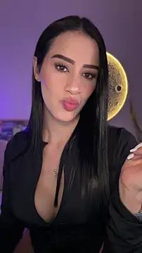 SarahhSmitth1 online show from April 28, 2026, 10:14 pm