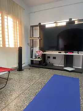 Snapshot of hollymollyxoxo chatting on October 13, 2025, 2:51 pm hollymollyxoxo online show from October 13, 2025, 2:51 pm