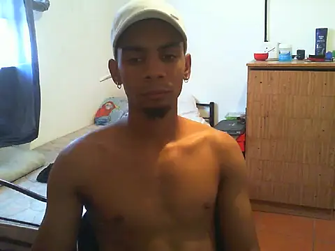 29YOURZ 28  online show from March 14, 2025, 9:24 am