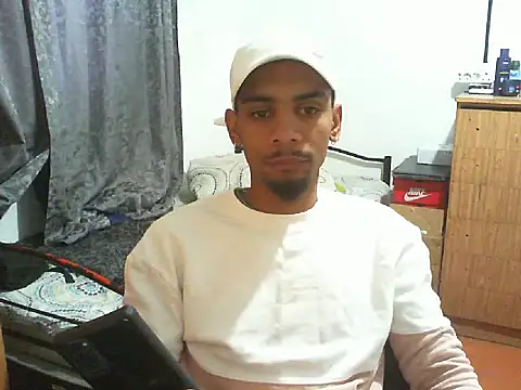 29YOURZ 28  online show from September 23, 2025, 8:43 am