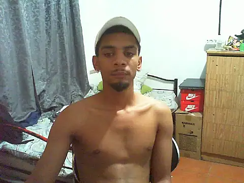 29YOURZ 28  online show from November 25, 2025, 10:21 pm