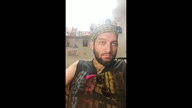 BISEXGOOD777 online show from June 18, 2026, 7:41 pm