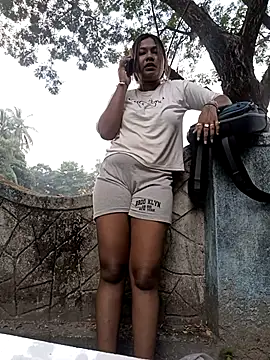 Snapshot of Hot_Urvi chatting on December 1, 2025, 8:15 am Hot Urvi online show from December 1, 2025, 8:15 am