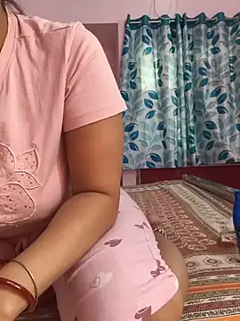 Snapshot of MUMTAJ-1 chatting on June 5, 2026, 9:04 am MUMTAJ-1 online show from June 5, 2026, 9:04 am