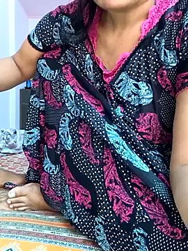 Snapshot of MUMTAJ-1 chatting on May 7, 2026, 1:43 am MUMTAJ-1 online show from May 7, 2026, 1:43 am