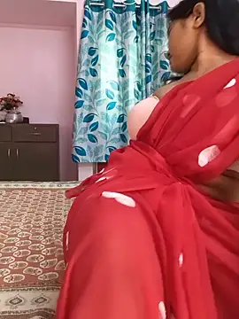 Snapshot of MUMTAJ-1 chatting on July 6, 2026, 7:26 am MUMTAJ-1 online show from July 6, 2026, 7:26 am