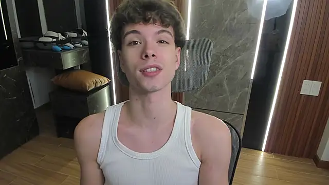 Snapshot of calvin_love_you chatting on July 28, 2026, 8:52 pm calvin love you online show from July 28, 2026, 8:52 pm