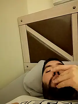 Snapshot of 31cektirenbatuu chatting on October 28, 2025, 10:20 pm 31cektirenbatuu online show from October 28, 2025, 10:20 pm