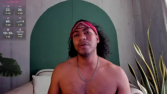 noah jones   online show from November 27, 2025, 4:18 pm