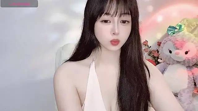 Snapshot of Lydia_170 chatting on June 17, 2026, 8:19 pm Lydia 170 online show from June 17, 2026, 8:19 pm