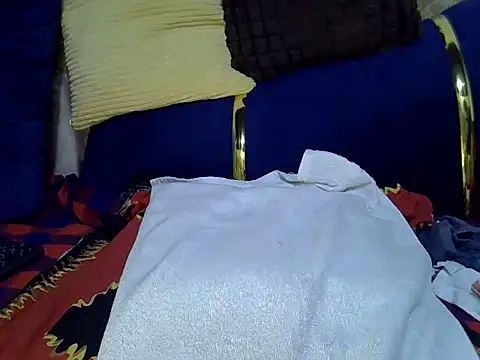 Snapshot of Soft_gal12 chatting on November 12, 2025, 6:12 pm Soft gal12 online show from November 12, 2025, 6:12 pm