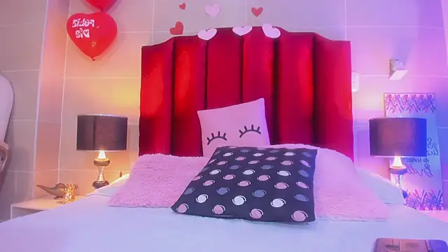 isabella montez online show from February 13, 2025, 12:11 pm