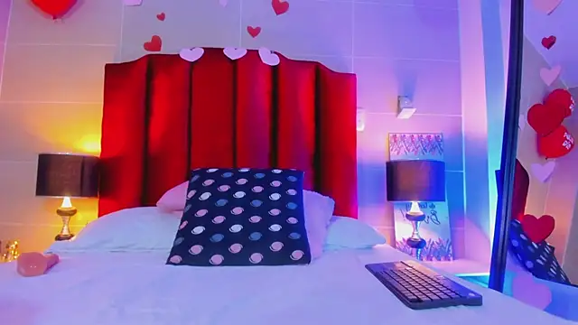 isabella montez online show from February 22, 2025, 6:19 pm