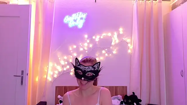 Snapshot of kleinelea123 chatting on April 14, 2026, 7:57 am kleinelea123 online show from April 14, 2026, 7:57 am