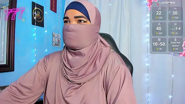 Snapshot of Falak-Yasin chatting on August 1, 2026, 12:25 pm Falak-Yasin online show from August 1, 2026, 12:25 pm