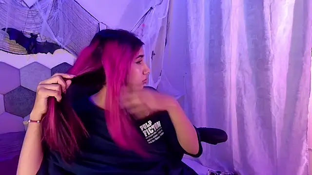 Horny tgn online show from November 7, 2025, 12:48 am