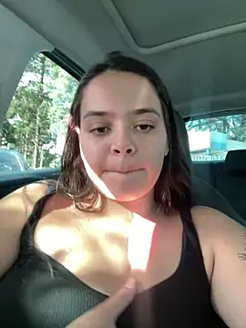 Snapshot of rebeccaareys chatting on April 15, 2026, 6:45 pm rebeccaareys online show from April 15, 2026, 6:45 pm