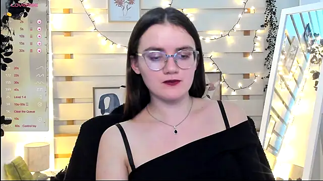 Snapshot of Josephine_jo chatting on December 4, 2025, 8:08 pm Josephine jo online show from December 4, 2025, 8:08 pm