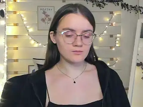 Snapshot of Josephine_jo chatting on November 22, 2025, 7:24 pm Josephine jo online show from November 22, 2025, 7:24 pm