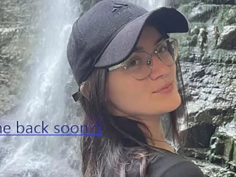 Josephine jo online show from February 11, 2026, 8:03 am