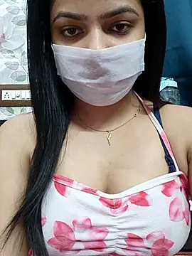 Snapshot of Myloveurvi chatting on October 26, 2025, 11:43 am Myloveurvi online show from October 26, 2025, 11:43 am