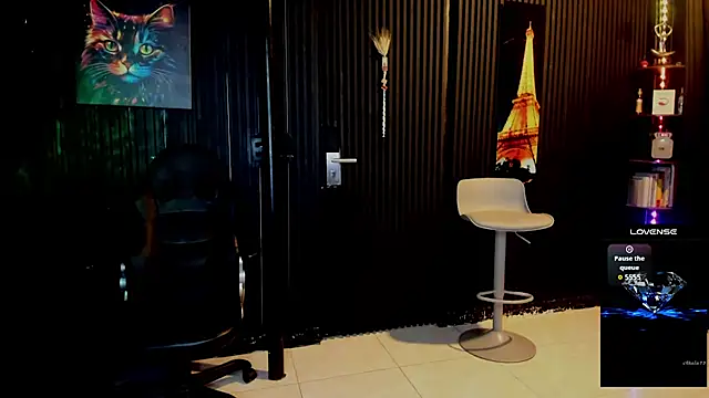 Snapshot of ZhoeStrong chatting on September 22, 2025, 11:22 pm ZhoeStrong online show from September 22, 2025, 11:22 pm