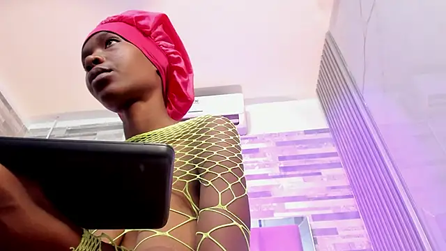 Snapshot of ebony_march chatting on November 23, 2025, 5:34 pm ebony march online show from November 23, 2025, 5:34 pm