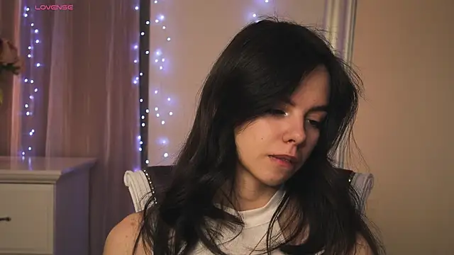 Snapshot of TrudyCarey chatting on March 9, 2025, 2:21 pm TrudyCarey online show from March 9, 2025, 2:21 pm