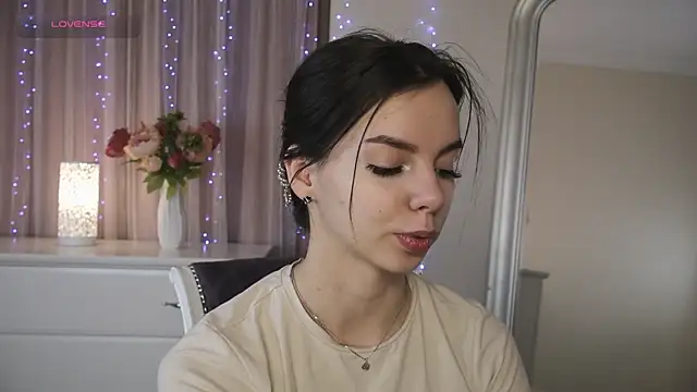 Snapshot of TrudyCarey chatting on March 16, 2025, 2:22 pm TrudyCarey online show from March 16, 2025, 2:22 pm