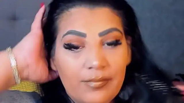 Snapshot of AmyCubes chatting on February 5, 2026, 4:19 am AmyCubes online show from February 5, 2026, 4:19 am