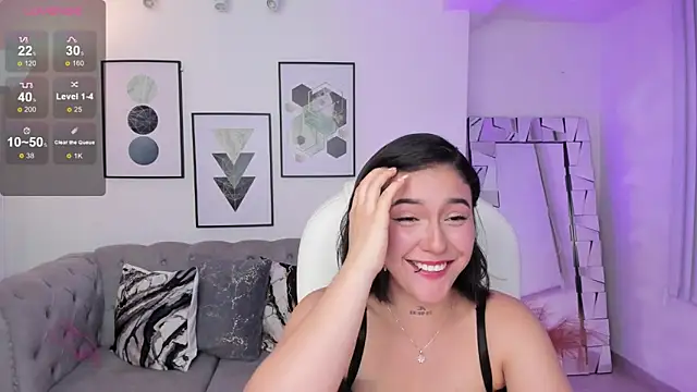 kendaall jenner  online show from January 11, 2025, 7:49 am