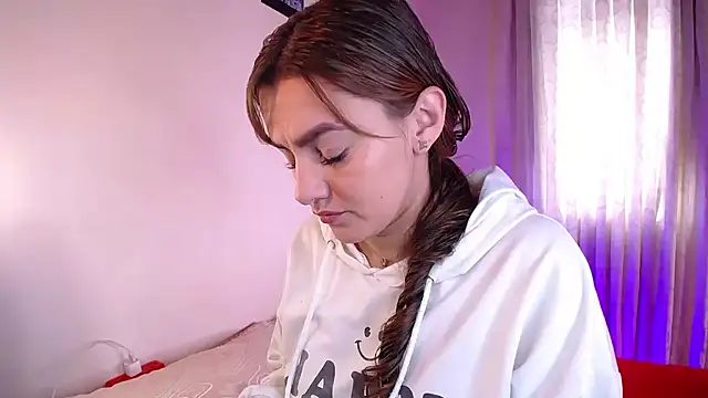 Lu perez online show from October 7, 2025, 3:46 pm