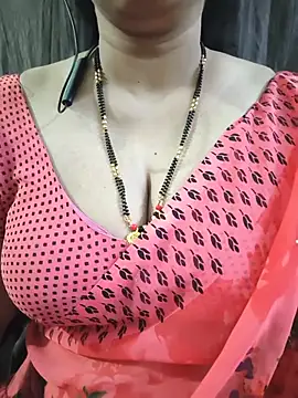 Snapshot of bhuvana555 chatting on July 25, 2026, 5:08 pm bhuvana555 online show from July 25, 2026, 5:08 pm
